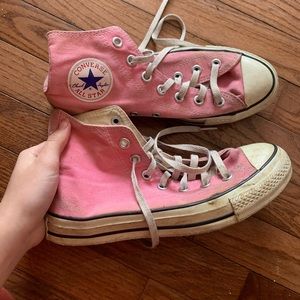 Pink Converse 7.5